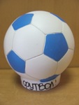 Мяч футбольный на подставке синий -копилка