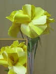 Букетик из 5 цветков для декора /желтый/