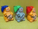 Котик под зонтом-Привет из Питера -статуэтка
